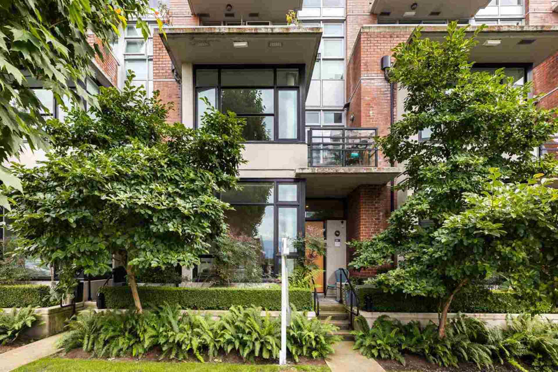 290 E 11th Avenue, Mount Pleasant: sold by Lance Brown