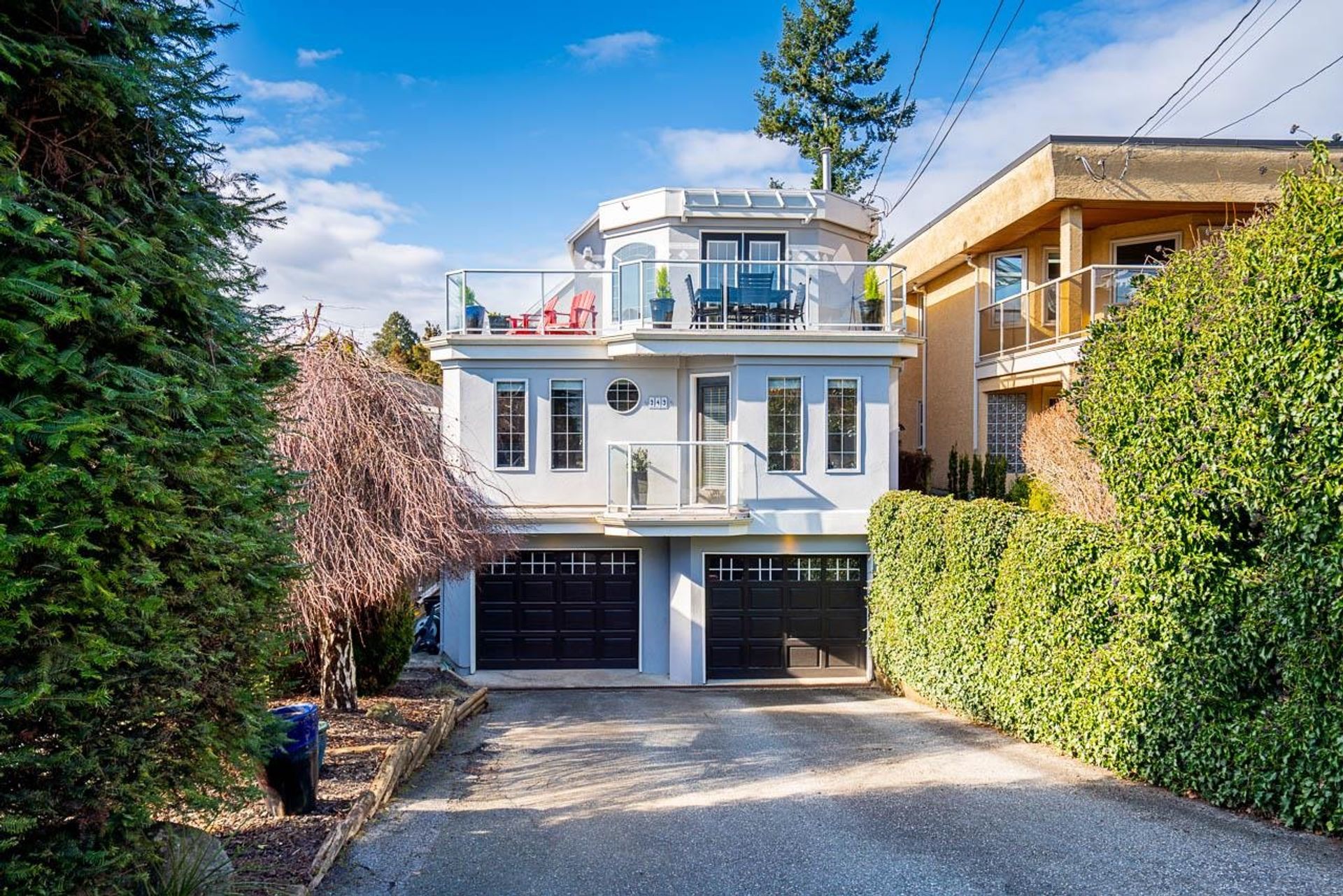 949 Kent Street, White Rock: sold by Lance Brown